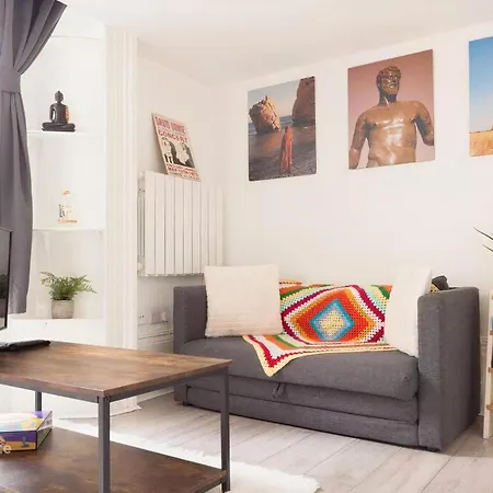 Appartement Chic Bayswater Luxury Retreat